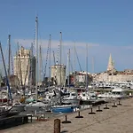 Un Sur Le Port 3* La Rochelle (Charente-Maritime)