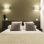 Hotel Un Sur Le Port