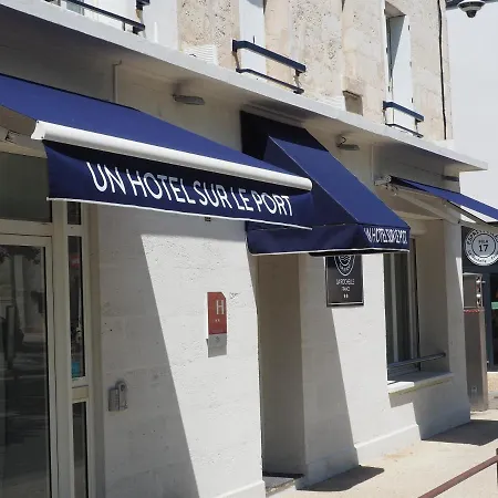 호텔 Un Sur Le Port 3*
