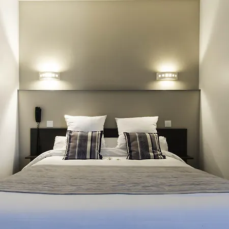 Un Sur Le Port 3* 라로셸