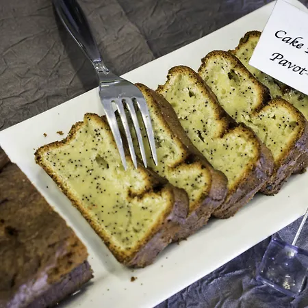 Un Sur Le Port 라로셸