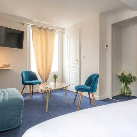 Un Sur Le Port 3* 라로셸