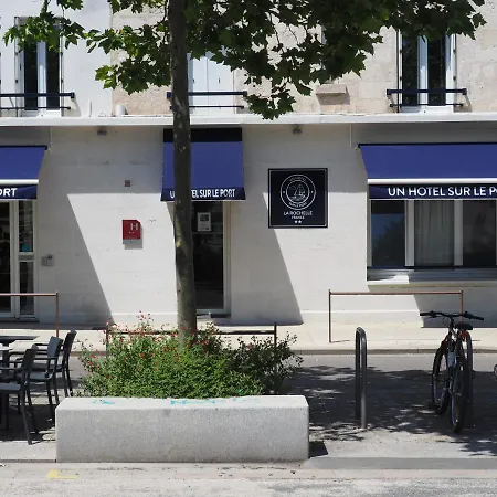 Un Sur Le Port Hotel La Rochelle (Charente-Maritime)