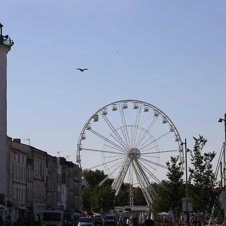Un Sur Le Port Hotell