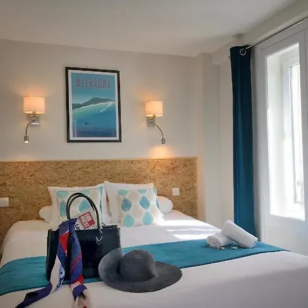 Un Sur Le Port Hotell
