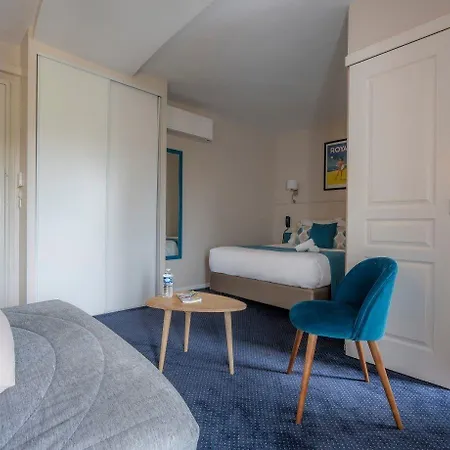Un Sur Le Port Hotell