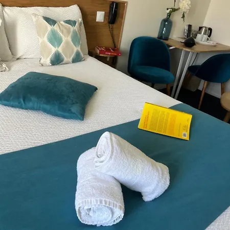 Un Sur Le Port Hotell