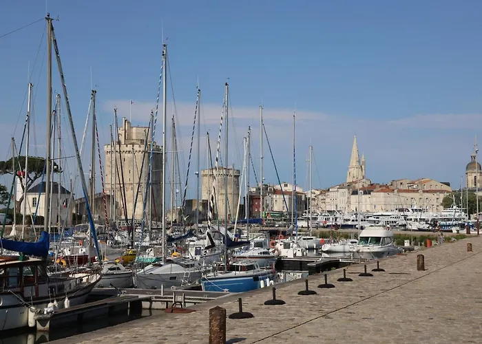 Un Sur Le Port 3* La Rochelle (Charente-Maritime)