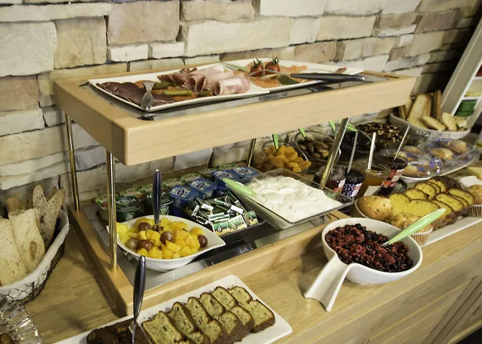 Un Sur Le Port Hotel